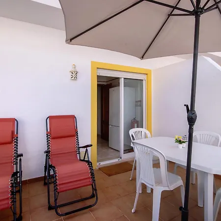 V2 A 400 M Da Da Falesia Holiday home *