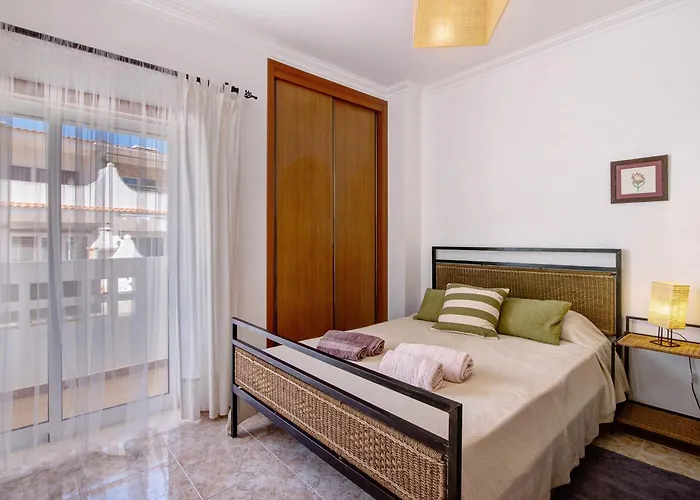 V2 A 400 M Da Da Falesia Dom wakacyjny *