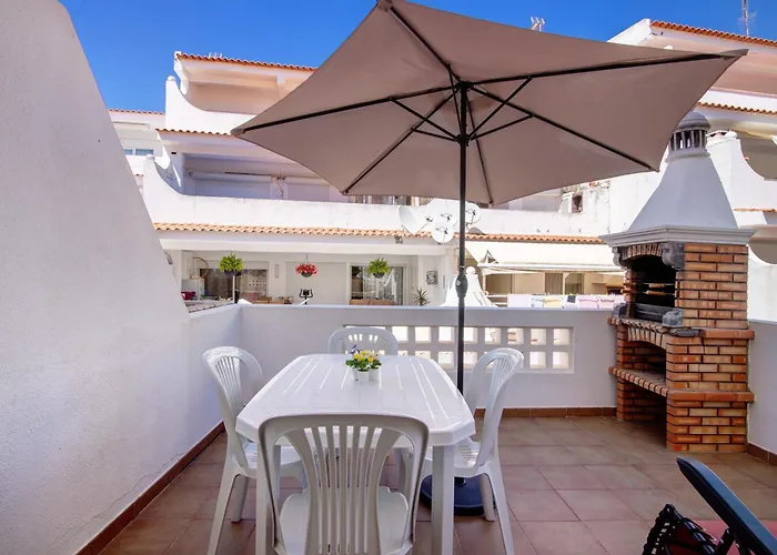 Dom wakacyjny V2 A 400 M Da Da Falesia *